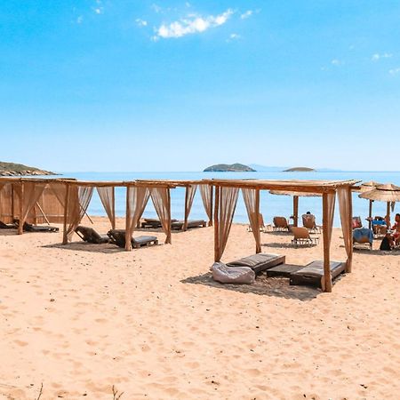 Isida Andros Hotel Áyios Pétros Kültér fotó